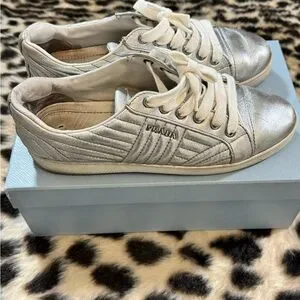 Prada | Shoes | Prada Diagramme Quilted Low Top Sneakers  display picture 3